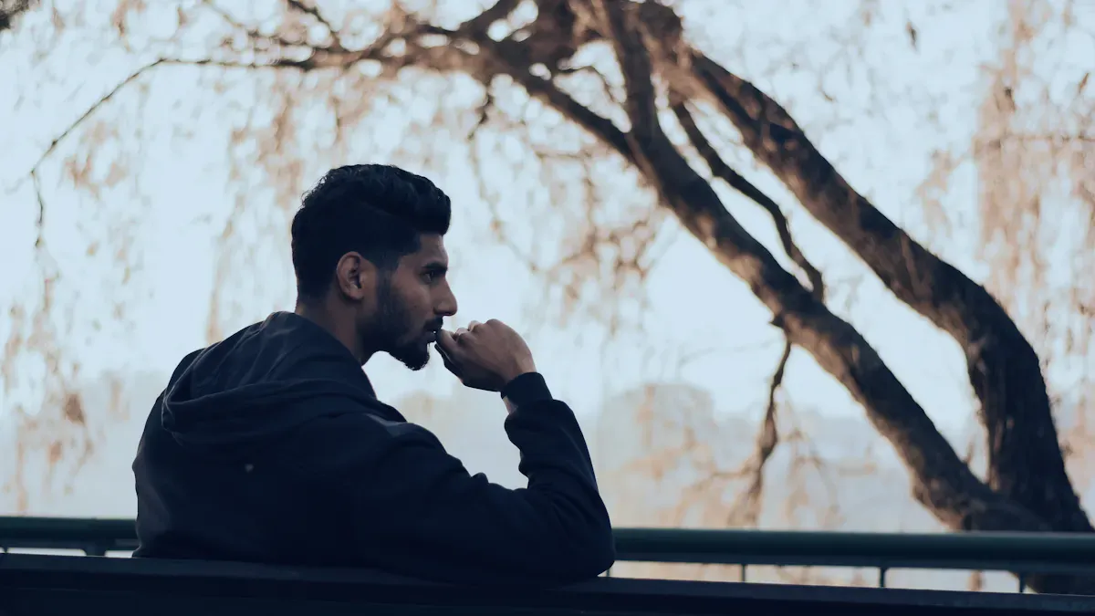 लिफ्ट का इंतज़ार करते समय आप क्या सोचते हैं?